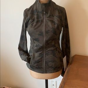 Camo Lululemon Forme Jacket II